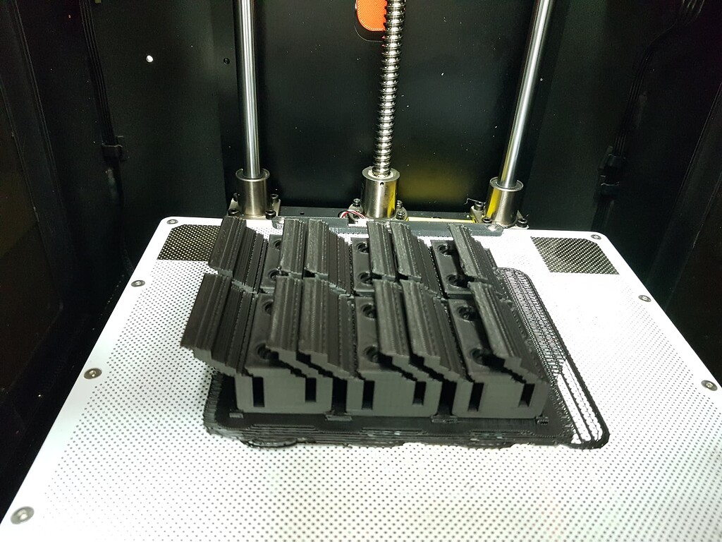 割れ AQUOSWish2ガラス割れの画面修理【スマホ修理所沢】 | iPhone・iPad